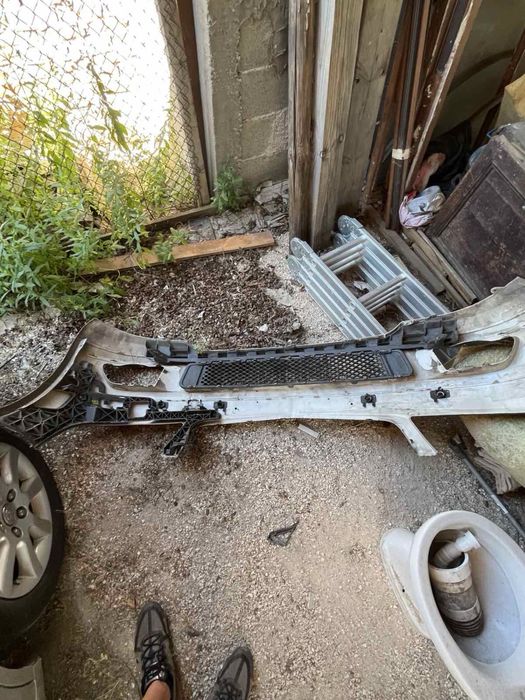 Предна броня w204 c220