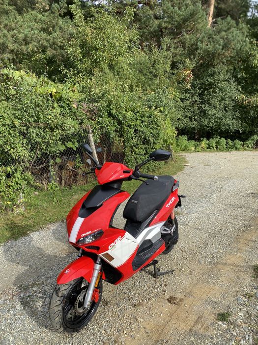 Vand scuter 50cc an 2018 adus in italia