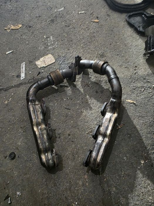 Изпускателни колектори за Mercedes w200 и 11 W 212 W 218 W 164 350 CDI