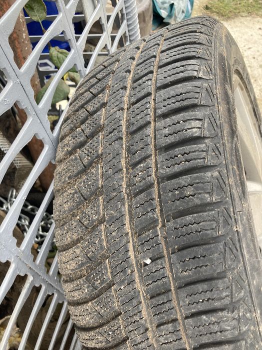 Продавам джанти с гуми 4х100 R15