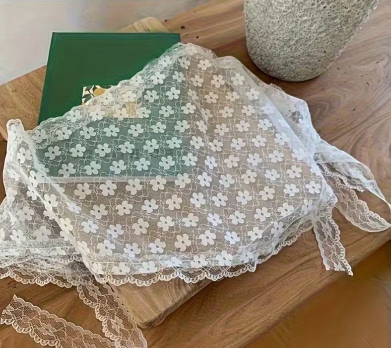 Косынка женская ажурная