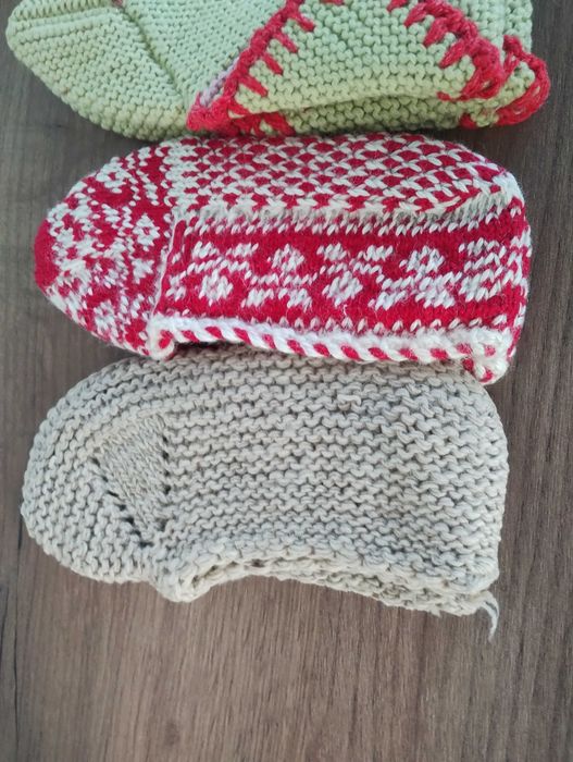 Чорапи вълнени - ръчно плетени