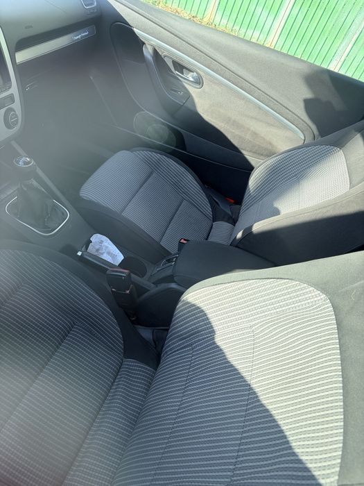 Vw eos 2008 2.0d 2500 euro negociabil