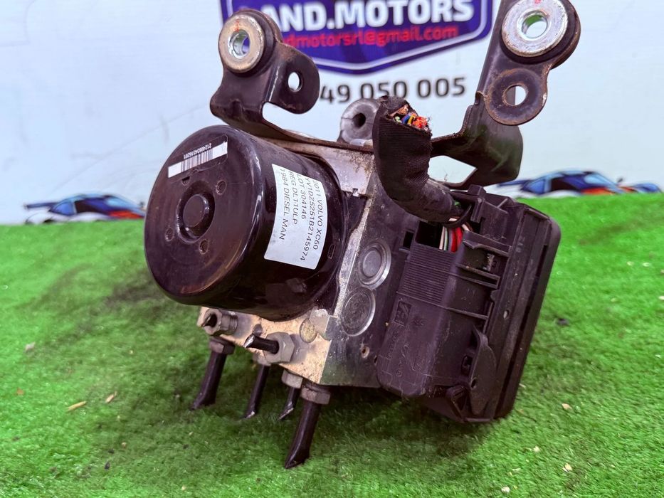 POMPĂ ABS VOLVO XC60 2011 2.0 DIESEL SUV COD OEM P30681619 8G9N-2C405-AC 30681619 2010-2014