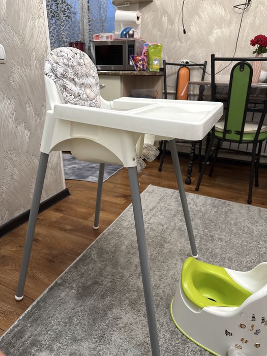 Детский стул для кормления IKEA