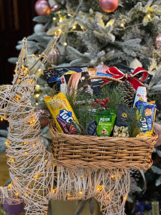 Подарочная, корзина мужской подарок