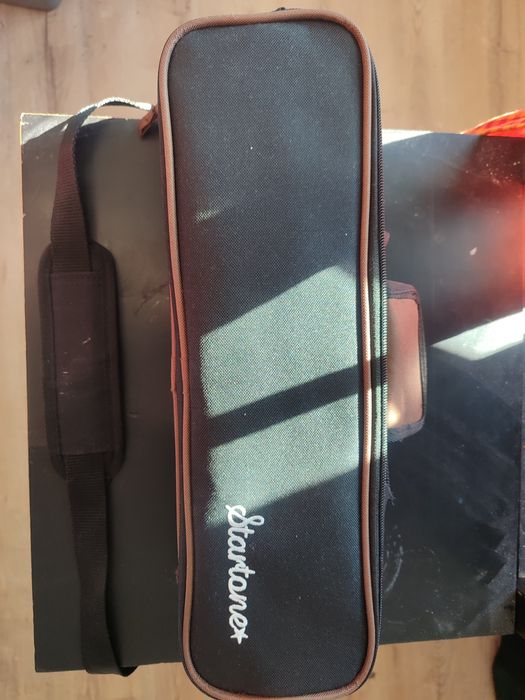 Flaut aproape nou

Descriere:

Vând flaut în stare ex