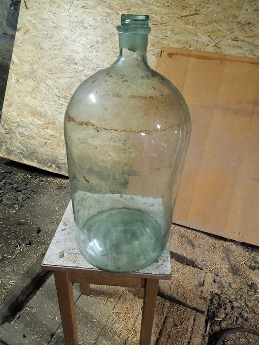 Продам Бутыль стекло 19 литров