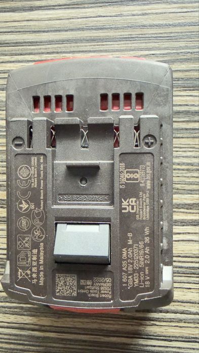 Нова батерия Bosch 18V