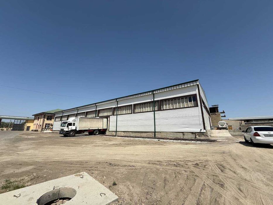600 m2  omborxona tayyor ofislari bilan birga ijaraga beriladi.
