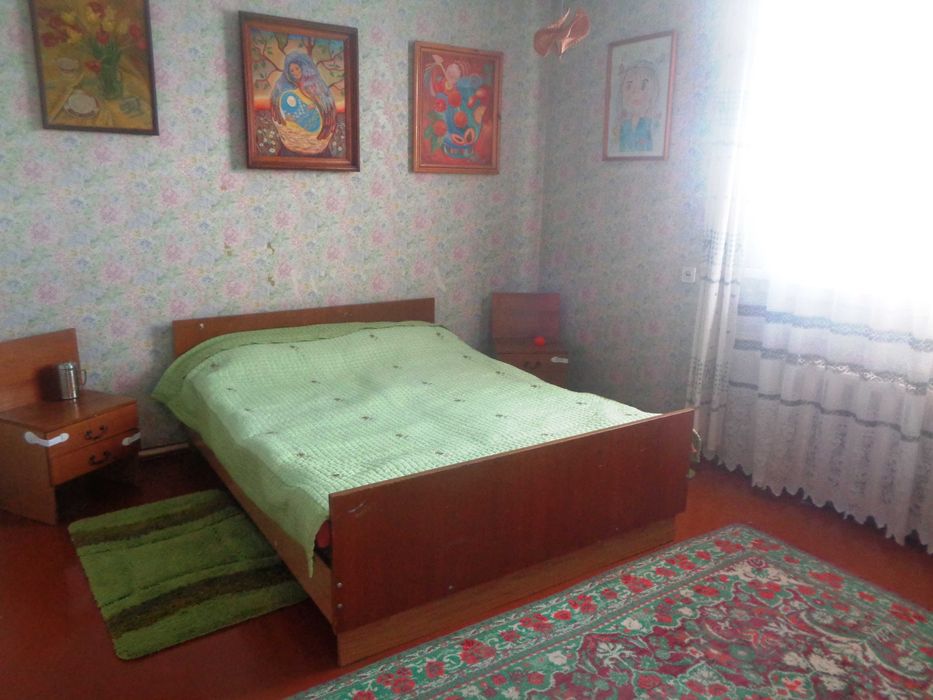 продам двухэтажный дом