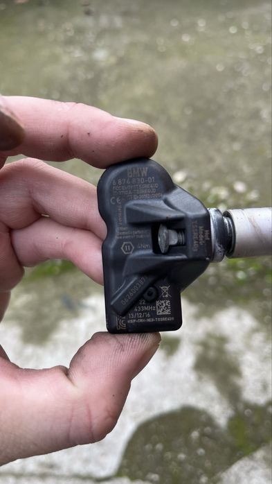 Датчици за налягане в гумите BMW