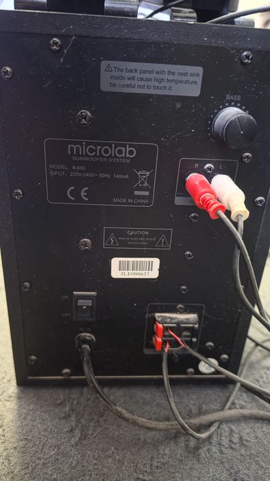 Сабуфер Microlab на 2 колонки