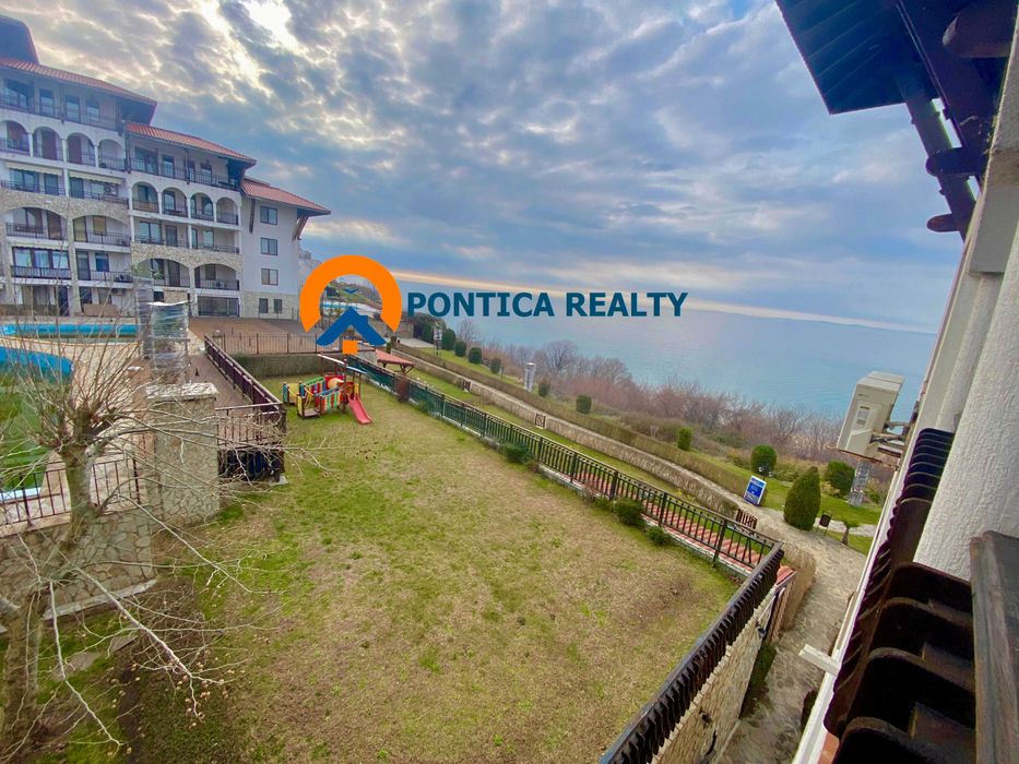 Двустаен на първа линия гледка море в Свети Влас- Манастира