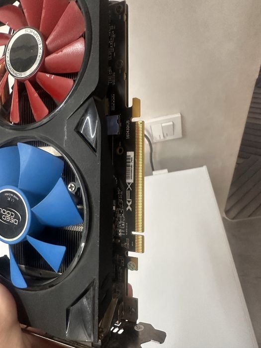 Продаю видеокарту