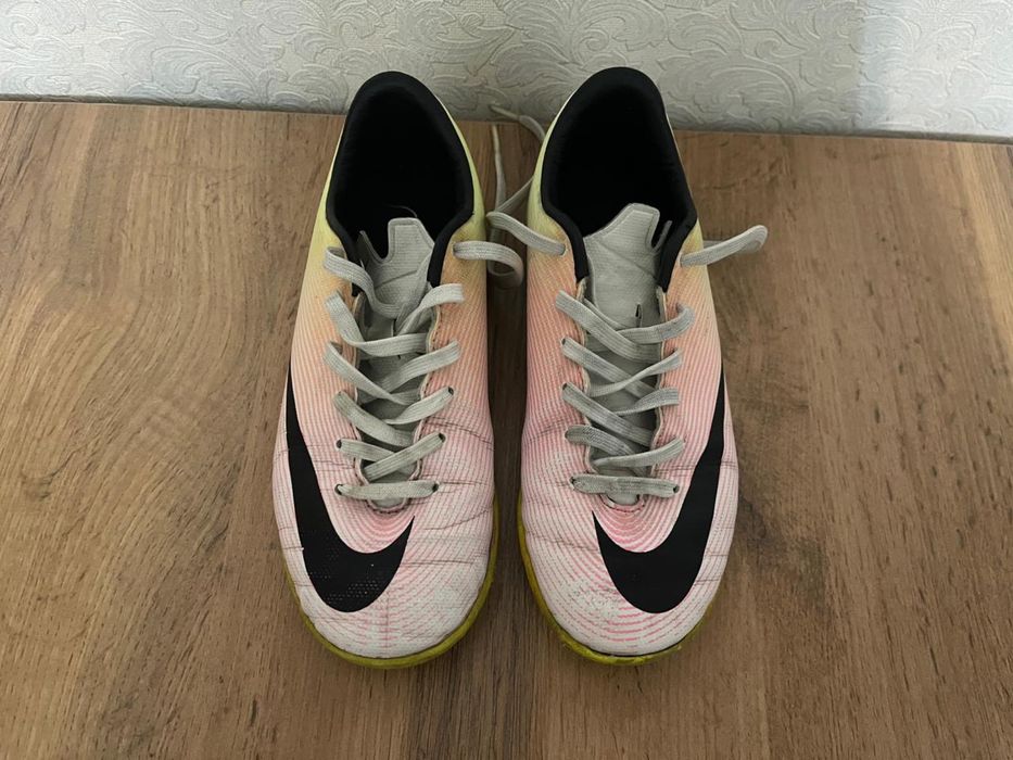 Сороконожки Nike