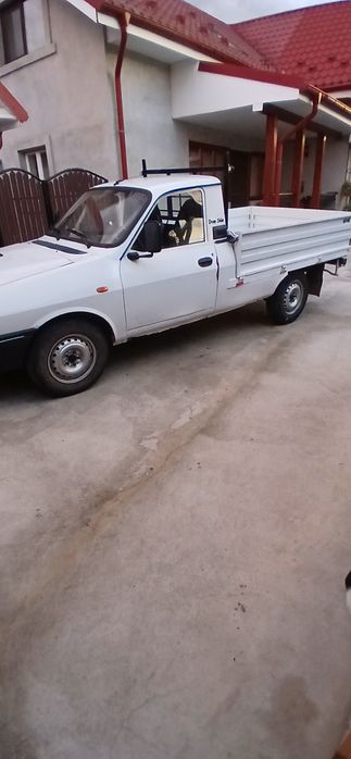 Dacia papuc 4x4 la manetă