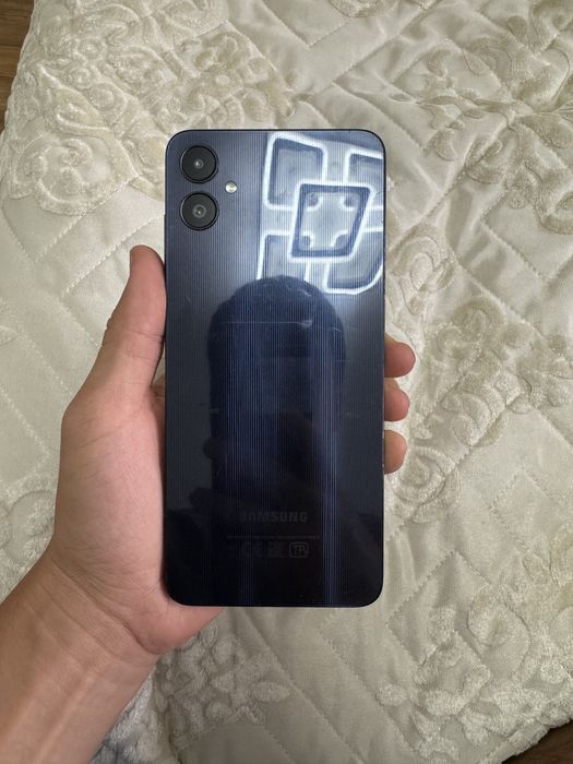 Samsung A05 64 гб