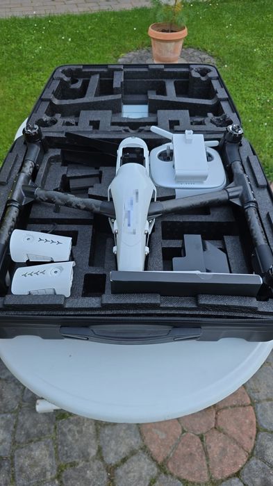 DJI Inspire 1 drone profesională