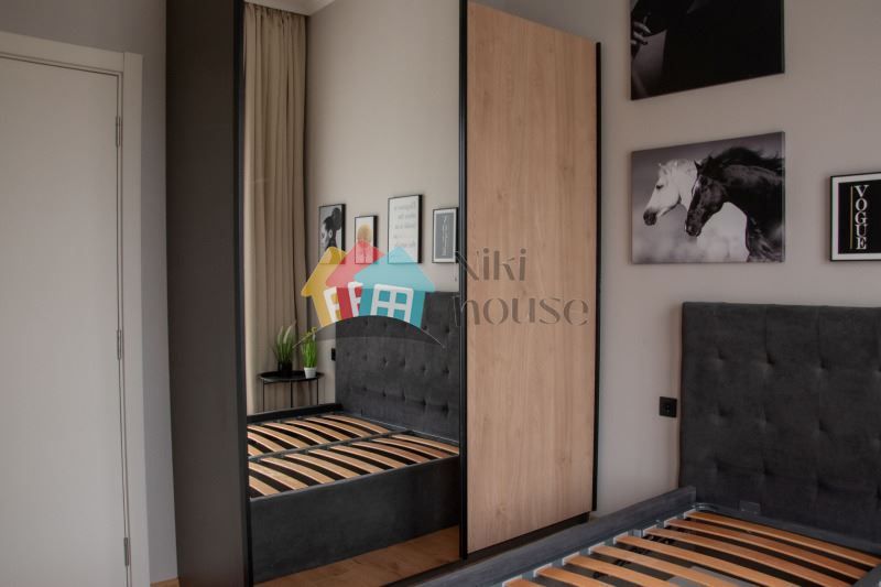 Продава се Двустаен апартамент в Варна, Бриз - 140 кв.м за 1640 €/кв.м - Снимка #5