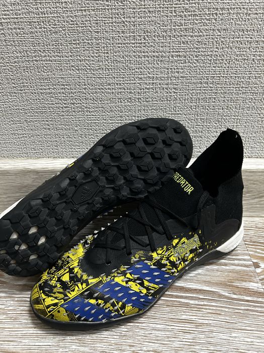 Сороконожки Adidas predatorXwolverine