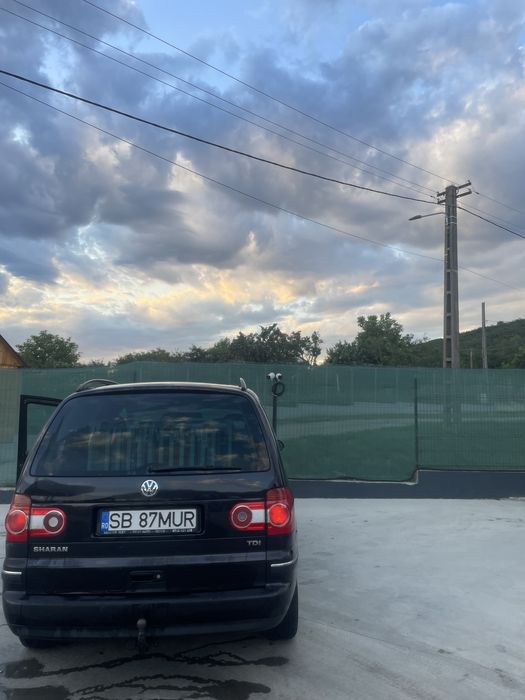 Vând volswaghen șharan