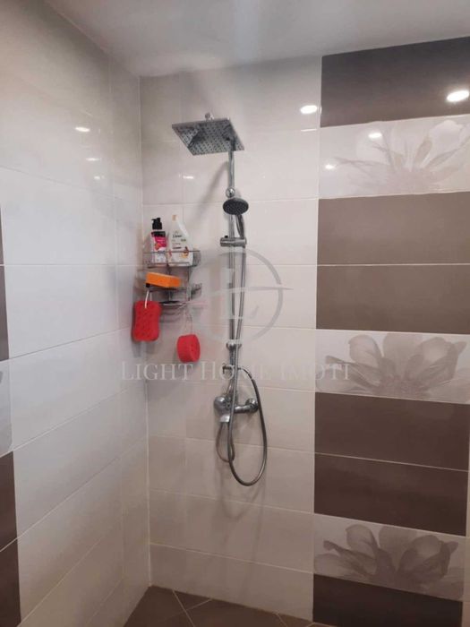 Реф. 2363 Двуетажна Обзаведена Къща / Брестник