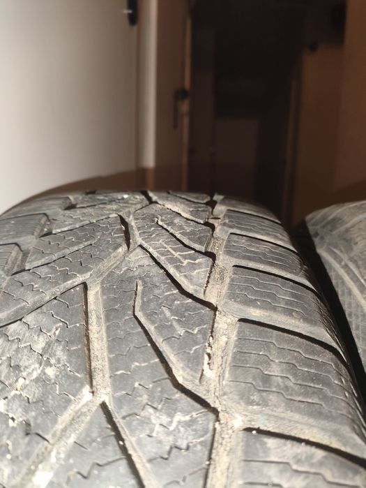 Комплект зимни гуми 195 65 15