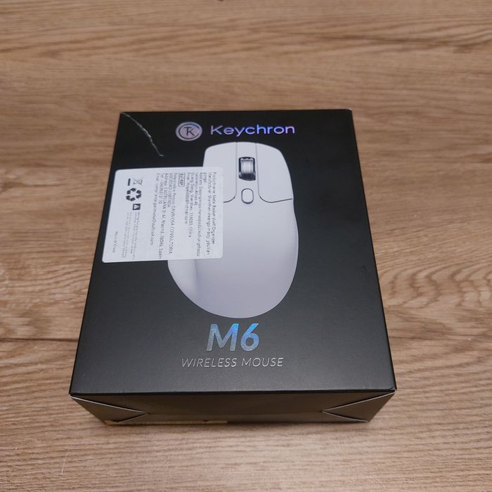 Безжична ергономична мишка Keychron M6 White (Пълен комплект)