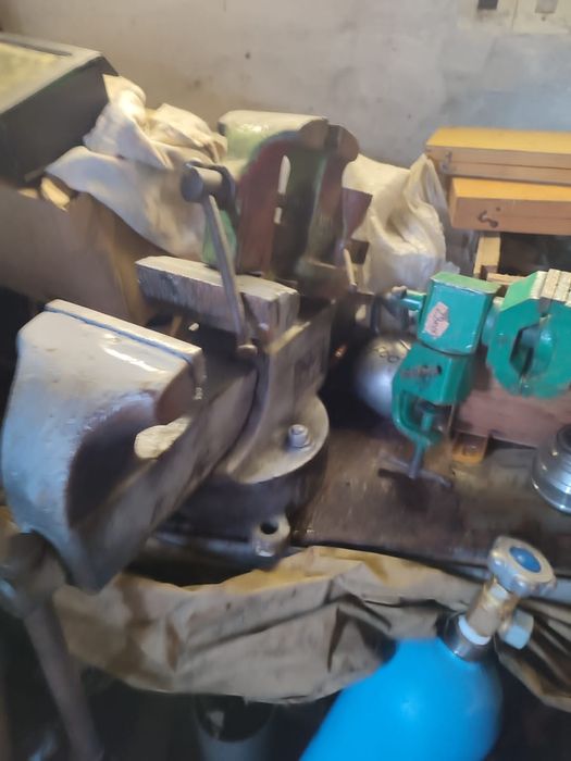 Калеса от самолёта инструменты