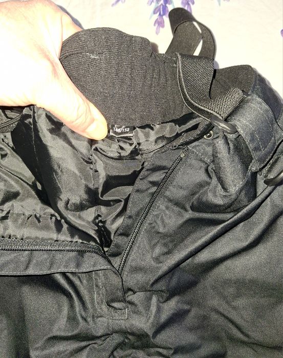Pantaloni copii pentru skii