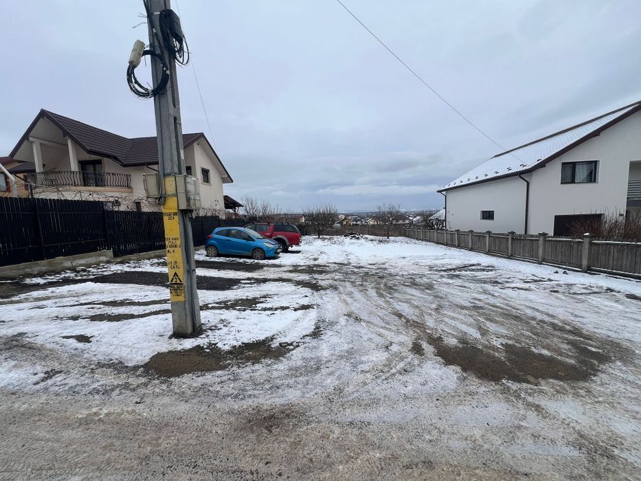 Teren intravilan 660