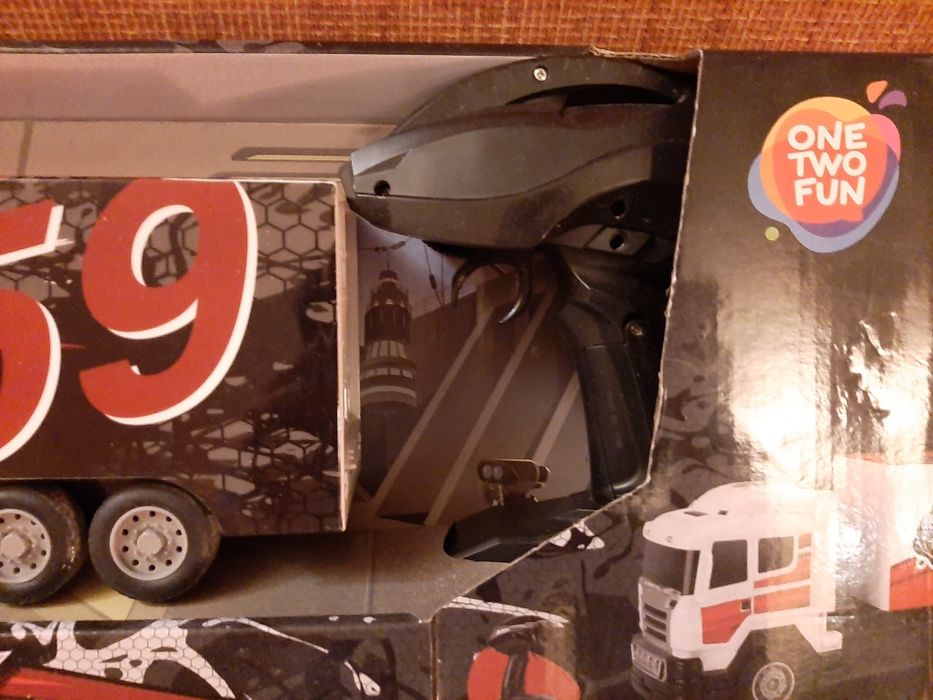 Camion cu telecomanda