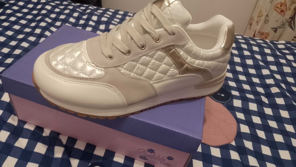 Маратонки 38номер