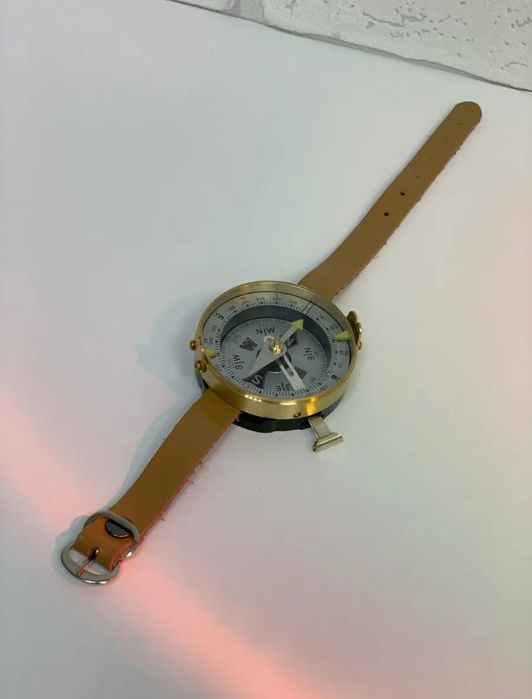 Компас Адрианова