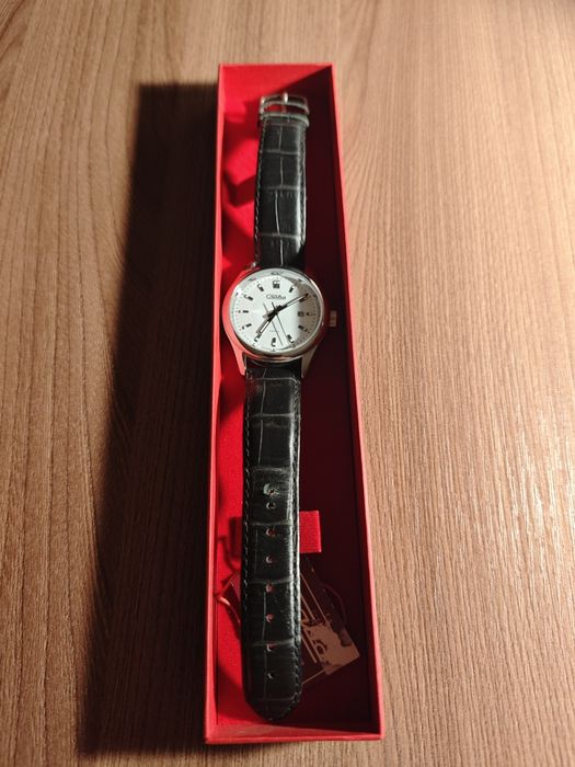 Продам часы СЛАВА