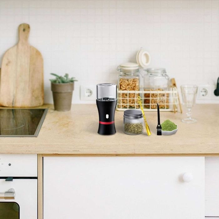 Електрическа мелачка за билки КОМПАКТЕН размер