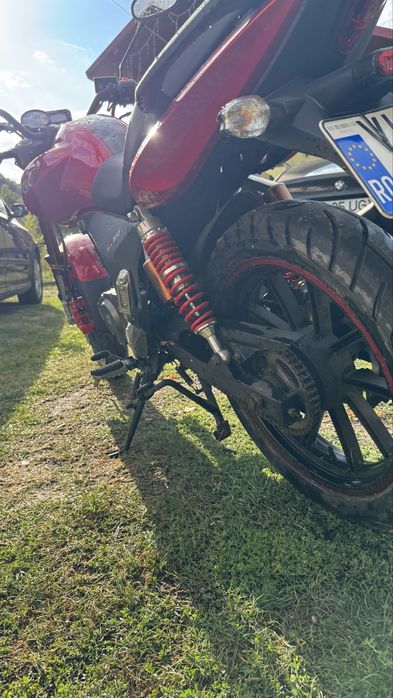 Motocicleta keeway rkv de 125 cc, 3.000 de kilometri reali, toate actele inregula.