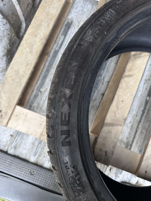 Зимни гуми 245/50/18 и 255/35/18