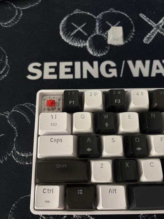 Бежична механична клавиатура