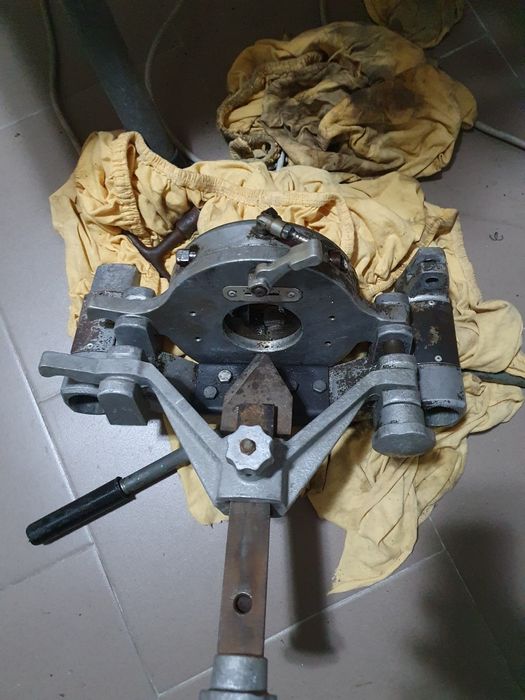 Filiera electrica 1/2-3/4 ungere automatica plus 141 pana la 4 toli