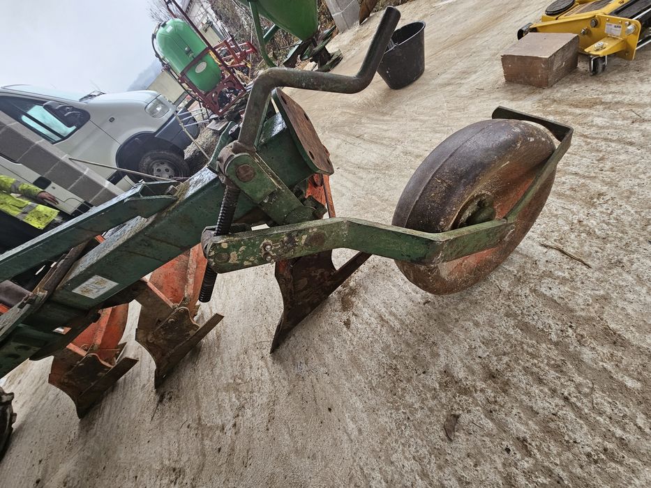 Plug  3 trupite  Recent  adus în țară ( lemken, eberhardt)