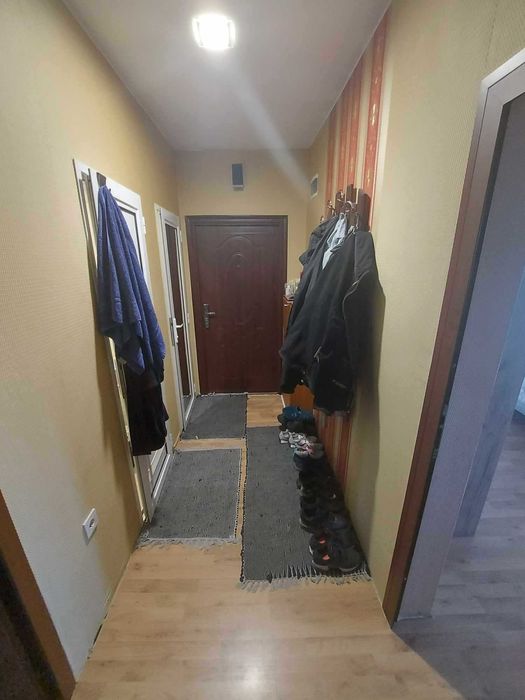 Продава се Тристаен апартамент в Търговище, Център - 80 кв.м за 765 €/кв.м - Снимка #11