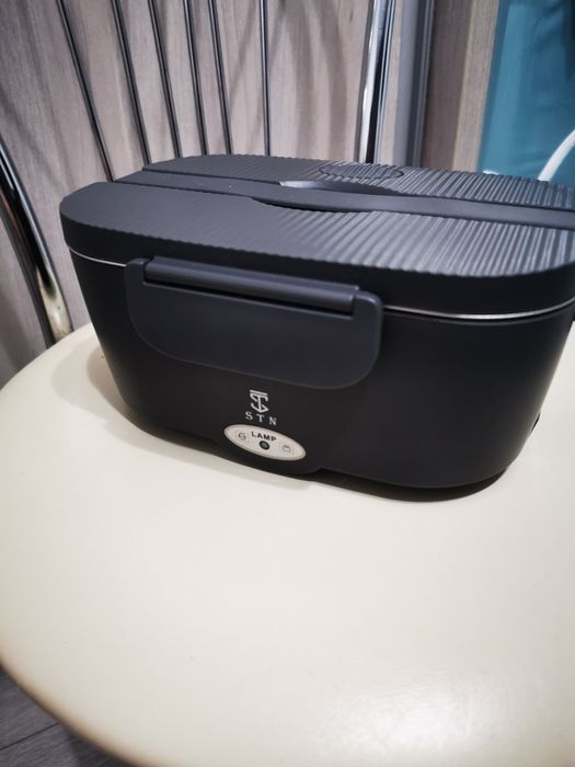 Cutie de prânz electrica - primita cadou - noua