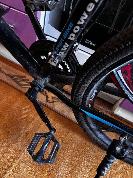 Скоростной велосипед BMW