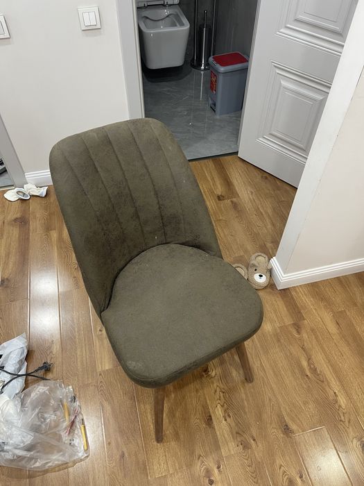 Продам стулья 6 шт