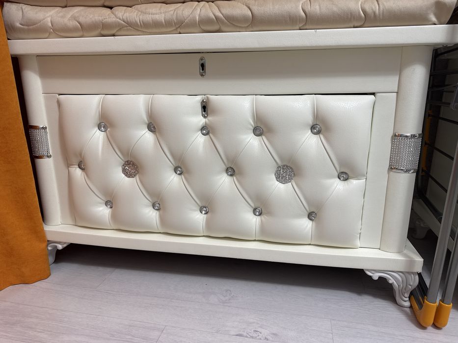 Сандык очень хорошом состаяние