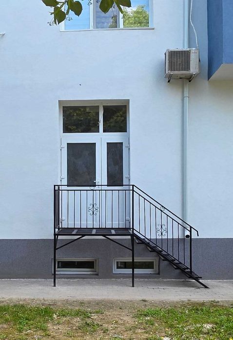 Продава се търговско помещение