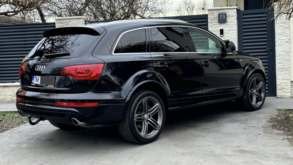 Audi Q7 2010 S-Line Plus 3.0 TDI Quattro Panoramic 3X S-Line Full LED