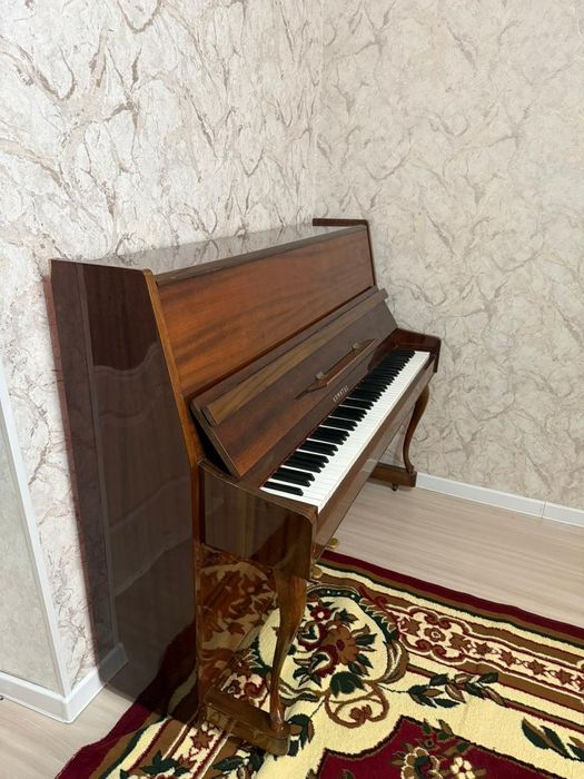 Продается Пианино Комитас